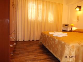 Continental Hotel - 9