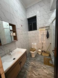 Dee furnished homes Kyanja - 5
