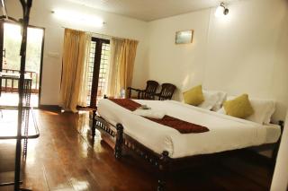 Backwater Retreat Kumarakom - 1