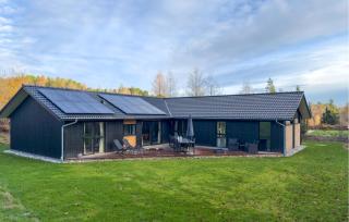 Lovely Home In Ebeltoft - 0