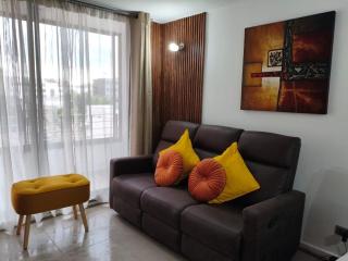 Moderno Dpto Santiago centro Metro los Héroes y República - 0