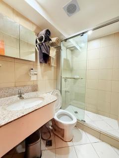 Stylish Hideaway at West Insula North EDSA - 6