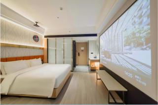 Huanman Hotel Huarong People's Square Branch - 0