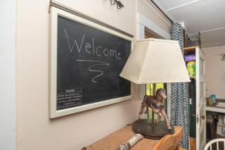 Cabin close to FL Caverns! Hot Tub, WI-FI, & Firepit - 6