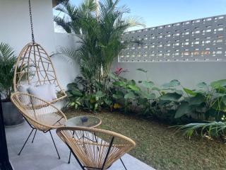 Tropical Luxury Apartments - Seseh Living - 1