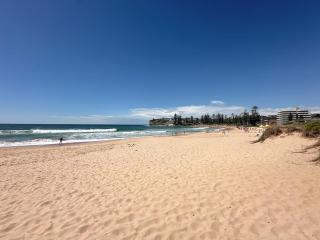 150m to Dee Why Beach - 2