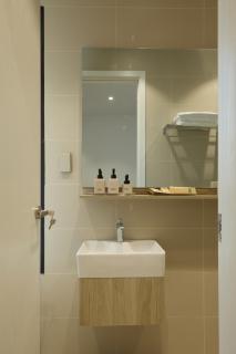 Lens Stay - Ho Chi Minh City - 9