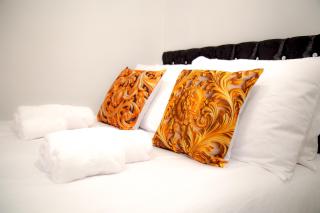 Lucky Home 7 - Ideal for Trade & Family - 2 Bedrooms - 2 Beds - Max 4 Guests - Close to BAE, Docks, Lake District, Beaches - 7