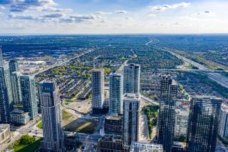 The Grand Aurelia Suites - Mississauga City Center - 9