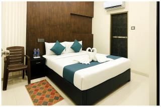 Ram Path Road Homestay Narayan Niwas Near Ram janam Bhoomi and Nageshwarnath Temple - Parking and Free Wifi Facility - Fully Air conditioning Comfortable Room - Best Budget Homestay IN Ayodhya - 2