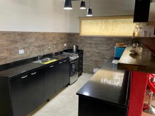 Casa para 6 personas con pileta - Mar Azul, partido de Villa Gesell - Mar Azul - 4