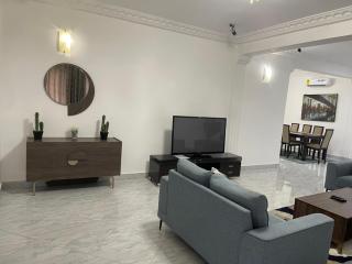 Nkrabea Royal Apartment - 2