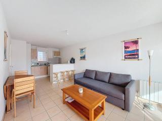 Appartement cosy T2 avec balcon, animaux acceptés, parking privé - FR-1-857-31 - 7