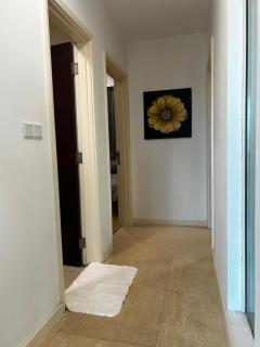 Stylish City Hideout - Comfy Sofa, Warm Ambience - 5