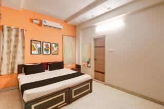 Super Collection O KPHB Metro Station Hyderabad Formerly Hillside - 4