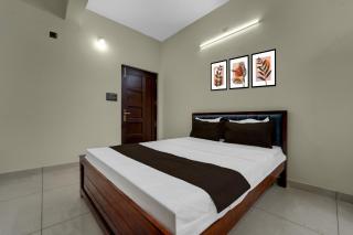 Super Hotel O Engineering College Sreekaryam Formerly B S Plaza - 8