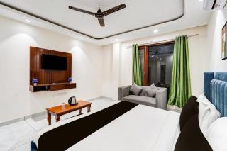 Super Townhouse Sector 102 Noida - 3