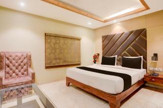 Super Townhouse Oak Amity University Patna Formerly The Golden Crown - 9