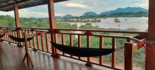 Dondet Suns down 1 Guesthouses riversides view - 2