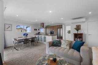 Endless Summer Retreat - Mt Maunganui - 2