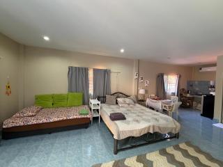 Rustic apartment at YaNui beach - 8