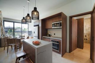 Modern 2BR Apartment with Pool & Gym - 9