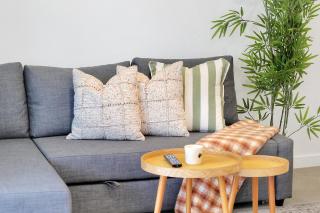 Riverside Modern Living 2B2B Apt with Parking - 7