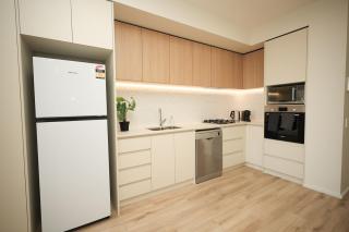 VTA - Spacious and Stylish City Apartment 1BR - 5