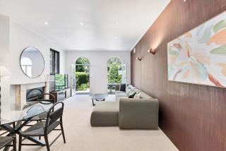 Serene Luxury Double Bay Home Perfect for 6 - 1