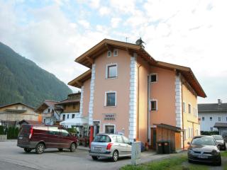Spacious Apartment in Uderns near Ski Area - 8