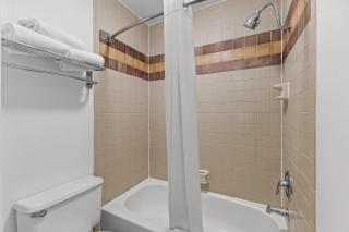 Radisson Hotel Salt Lake City Airport - 4