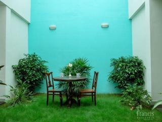 The Francis Residence - 4