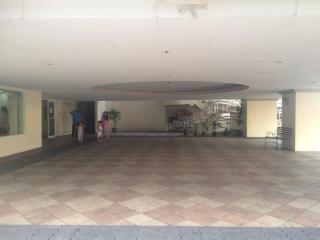 Studio Condominium near the US Embassy in Manila - 9