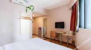 7 Days Inn Chengdu Huayang Metro Station Binfen Plaza - 9