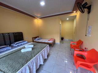 Abadi Guest House Tuktuk - 4