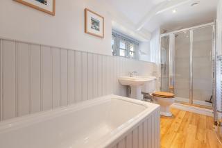 3 Glendale Cottages - 1