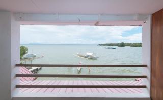 The Lavana Villa Del Matabungkay by RedDoorz - 2