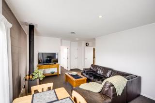 Cozy on Clive - Hastings Holiday Home - 9