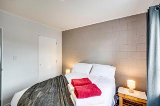 Cozy on Clive - Hastings Holiday Home - 2