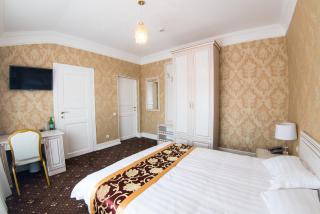 Hotel Grand Aristocrate - Dubovtsy - 2