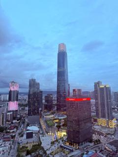 Premium Suite At Axon Residence By Apple Home - 1