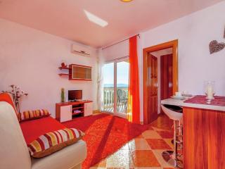 Spacious Apartment in Dramalj with Swimming Pool - 6