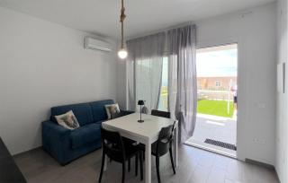 1 Bedroom Gorgeous Apartment In Isola Rossa - 7