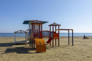 Mackenzie Beachfront Suite - 9