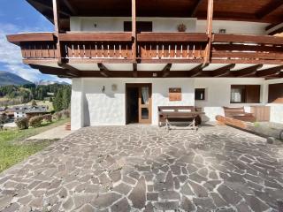 Charming ground floor flat with mountain views - 9