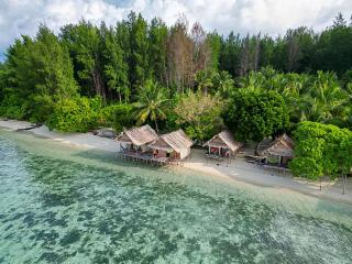 Coco Huts Guest House - 0