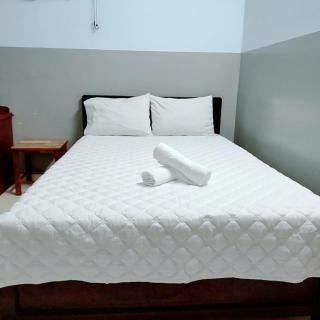 Khách Sạn Đông Sen - 4