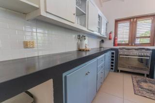 Tropical Villa in Playa Bonita in Pasos Del Mar - 2