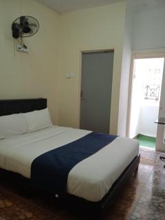 Cool view budget hotel - 2