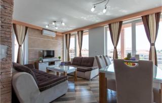 2 Bedroom Cozy Apartment In Vodice - 2